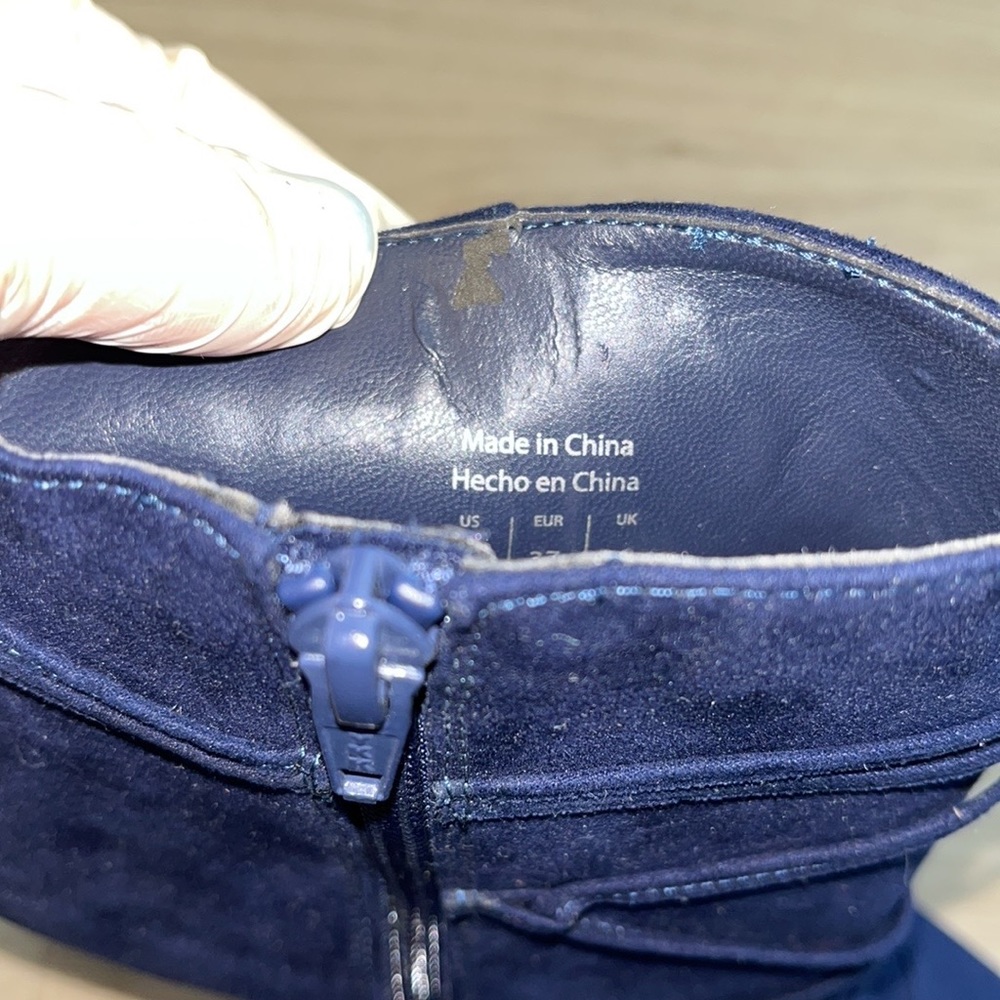 Booties - Picture 4 of 5